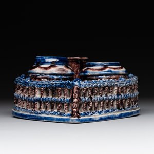 A Westerwald stoneware heart-shaped inkstand, Germany, 18th C. — photo 5