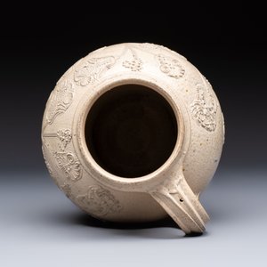 A Westerwald stoneware jug or 'Kugelbauchkrug' with floral design, Germany, 17/18th C. — photo 6