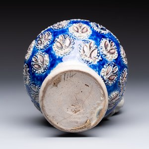 A Westerwald stoneware jug with a lion's head and moulded floral design, Germany, 17th C. — photo 7