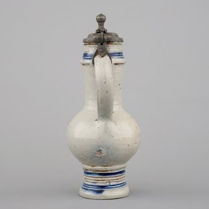 A Westerwald stoneware pewter-mounted jug with floral decoration, 17th C. — photo 3