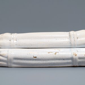 A white Brussels faience asparagus tureen, 18th C. — photo 4