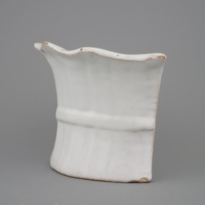 A white Delft pottery wall flower holder, 18th C. — 照片 5