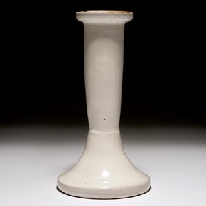 A white Dutch Delft candle stick and a holy water font, 18th C. — 照片 11