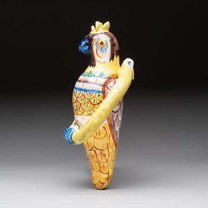 A white Dutch Delft cow milker group and a polychrome Dutch Delft parrot, 18/19th C. — 照片 8