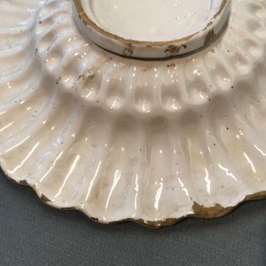 A white Dutch Delft gadrooned dish, 17th C. — 照片 12