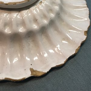 A white Dutch Delft gadrooned dish, 17th C. — 照片 10
