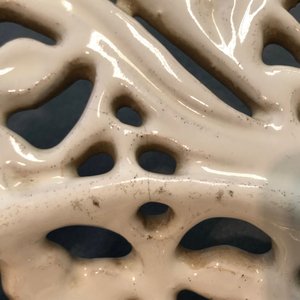A white Dutch Delft reticulated dish, 17th C. — 照片 6