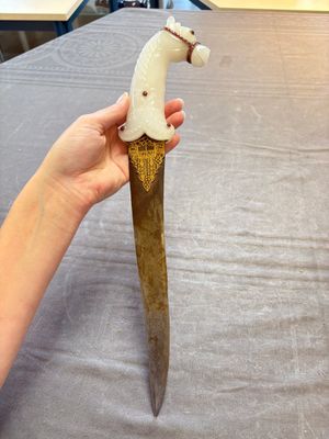 A white jade-hilted khandjar dagger, India, 19/20th C. — photo 1