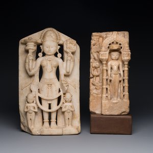 A white marble fragment of Parvati and a white marble fragment of Tirthankara, India, 12/13th C. — photo 1