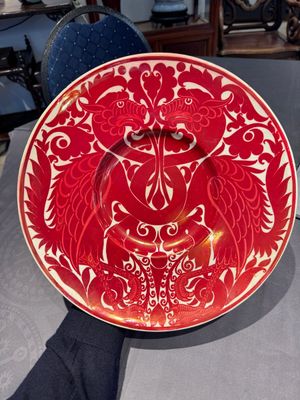 A William de Morgan lustreware 'Double Dragon' dish, late 19th C. — photo 1