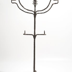 A wrought iron floor standing candleholder, probably 17/18th C. — photo 1