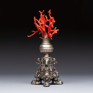 A ‘Wunderkammer’ composition with red coral mounted on a silver-plated stand, Italy, 19th C. — photo 5