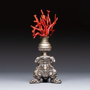 A ‘Wunderkammer’ composition with red coral mounted on a silver-plated stand, Italy, 19th C. — photo 6