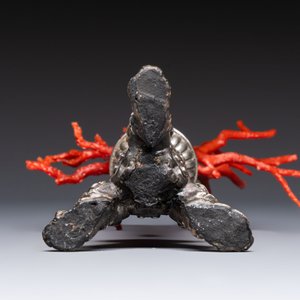 A ‘Wunderkammer’ composition with red coral mounted on a silver-plated stand, Italy, 19th C. — photo 8