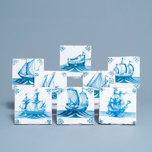 Acht blauw-witte Delftse tegels met schepen, 18e eeuw — foto 1