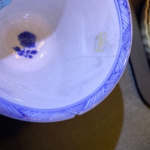 Acht Chinese blauw-witte koppen en schotels, Kangxi — foto 11
