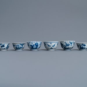 Acht Chinese blauw-witte koppen en vijf schotels, Kangxi — foto 7