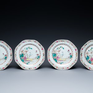 Acht Chinese octagonale famille rose borden met een boot te water, Qianlong — foto 4
