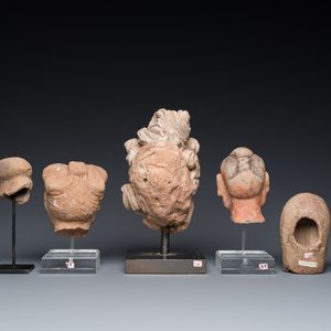 Acht diverse gesculpteerde stenen hoofden, o.a. Gandhara, Etruskisch, Japans en Chinees — foto 4