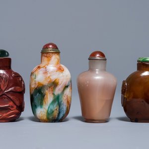 Acht diverse glazen snuifflesjes, 19/20e eeuw — foto 2