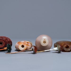 Acht diverse glazen snuifflesjes, 19/20e eeuw — foto 7
