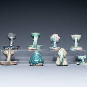 Acht olielampen met turquoise glazuur, Midden-Oosten, 13e eeuw en later — foto 5