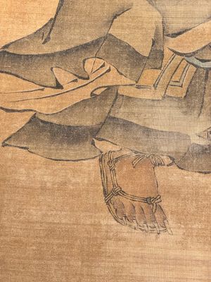 After Ma Yuan 馬遠: 'Sage in the mountain', ink and colour on paper, and after Wan Shouqi 萬壽祺: 'Strange Man', ink and colour on silk, 20th C. — 照片 3