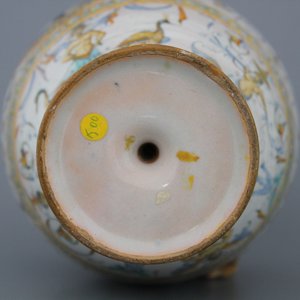 Aiguière héraldique importante en majolique d'Urbino, atelier Fontana, env. 1560 — photo 10