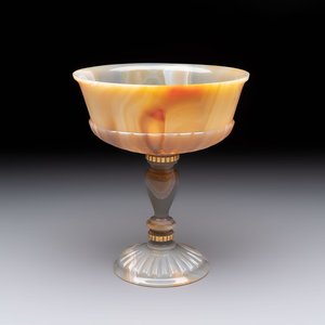 An 18kt gold-mounted carved agate goblet, France or Italy, 19/20th C. — 照片 1