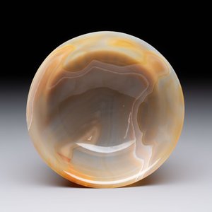An 18kt gold-mounted carved agate goblet, France or Italy, 19/20th C. — 照片 6
