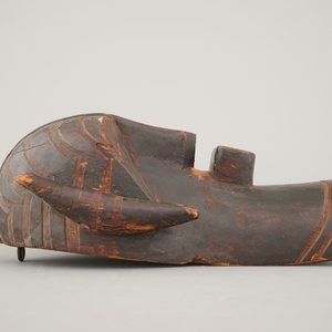 An African carved wood Songye mask, early to mid 20th C. — photo 2
