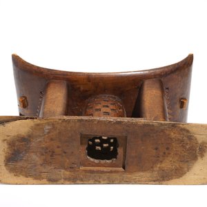 An African carved wood stool, Ashanti people, Ghana, 20th C. — photo 7