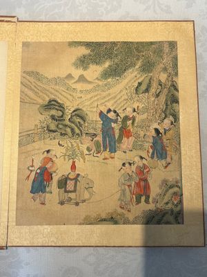 An album of 12 'playing boys' paintings, ink and colour on silk, China, 19th C. — foto 7