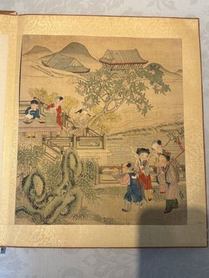 An album of 12 'playing boys' paintings, ink and colour on silk, China, 19th C. — foto 11
