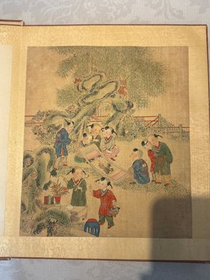 An album of 12 'playing boys' paintings, ink and colour on silk, China, 19th C. — foto 5