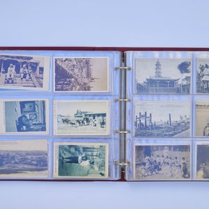 An album of Chinese postcards, 19/20th C. — 照片 17