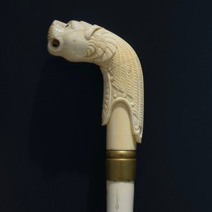 An Anglo-Indian ivory and brass walking stick or cane with a lion's head, 19th C. — photo 7