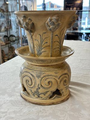 An Annamese or Vietnamese openworked blue and white 'lotus' vessel, 15/16th C. — photo 2