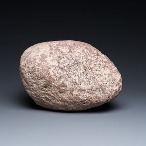 An anthropomorphic stone sculpture or Kurgan stele, Mesopotamia or Eastern Europe, probably 2nd millennium b.C. — 照片 6