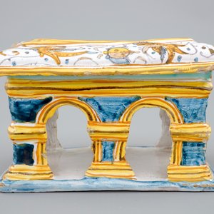 An architectural Italian maiolica salt, Deruta, 17th C. — 照片 2