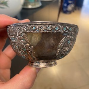 An Armenian enamelled silver cup and saucer, 18th C. — 照片 18