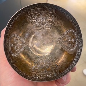 An Armenian enamelled silver cup and saucer, 18th C. — 照片 22