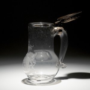 An armorial engraved glass tankard with fine silver lid, marked Augsburg, Germany, 17th C. — 照片 2