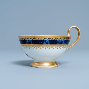 An armorial Sèvres porcelain cup and saucer with the arms of von Linsingen, France, 1st half 19th C. — photo 6
