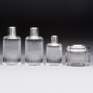 An Art Deco 12-piece silver toiletry set, Wolfers Frères, Brussels, 20th C. — photo 11