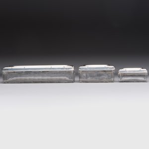 An Art Deco 12-piece silver toiletry set, Wolfers Frères, Brussels, 20th C. — photo 2