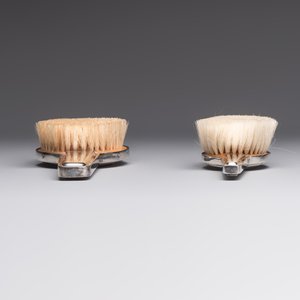 An Art Deco 12-piece silver toiletry set, Wolfers Frères, Brussels, 20th C. — photo 21