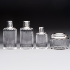 An Art Deco 12-piece silver toiletry set, Wolfers Frères, Brussels, 20th C. — photo 10