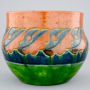 An art nouveau jardiniere, Flemish pottery, early 20th C. — 照片 2