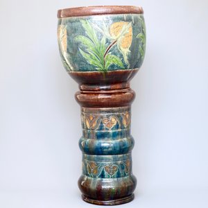 An art nouveau jardiniere on stand, Flemish pottery, early 20th C. — 照片 2
